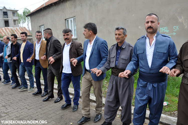 Atak ailesinin mutlu günü 117