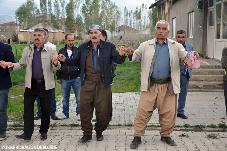 Atak ailesinin mutlu günü 154