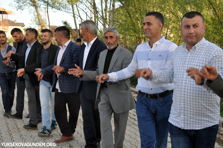 Atak ailesinin mutlu günü 158