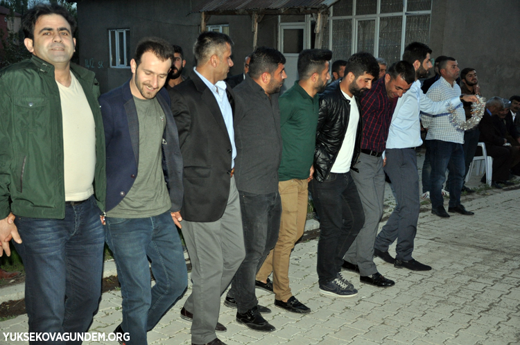 Atak ailesinin mutlu günü 16
