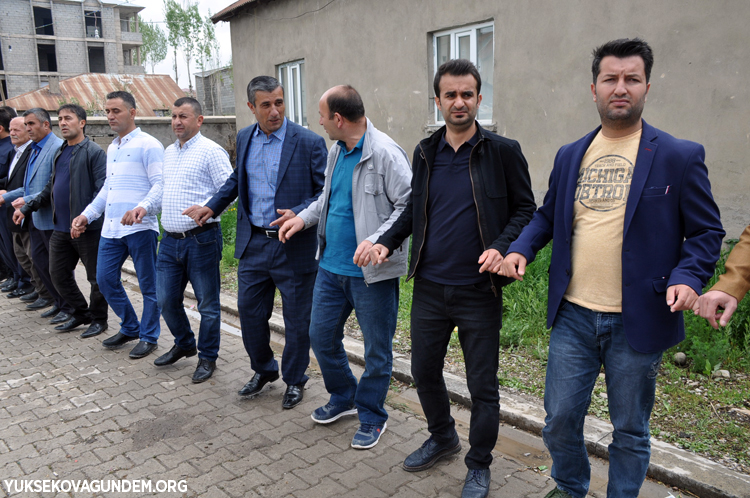 Atak ailesinin mutlu günü 17