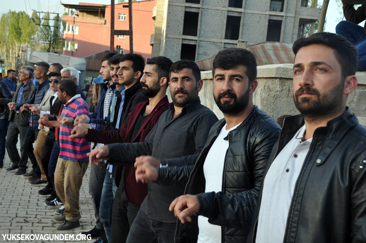 Atak ailesinin mutlu günü 187