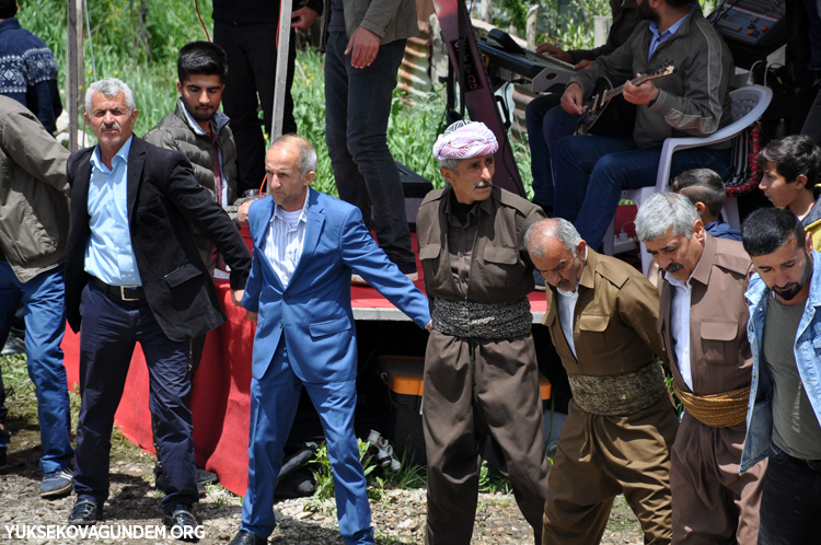 Atak ailesinin mutlu günü 25