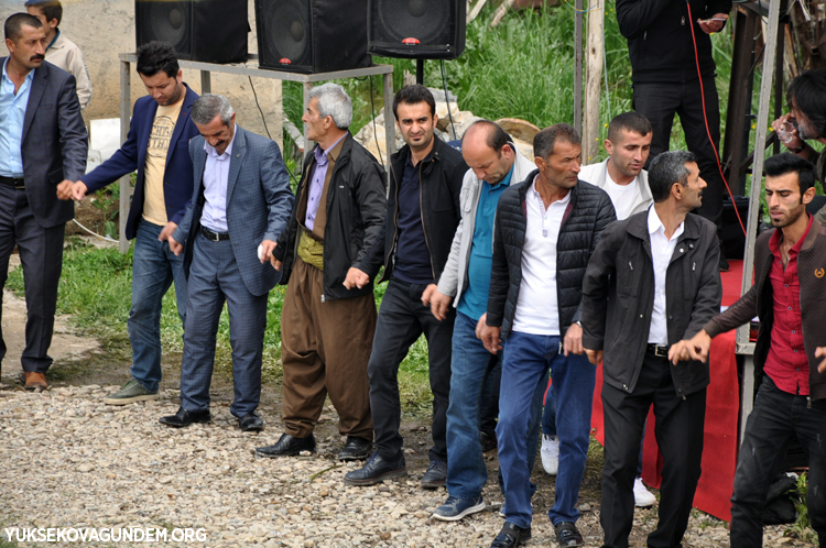 Atak ailesinin mutlu günü 53