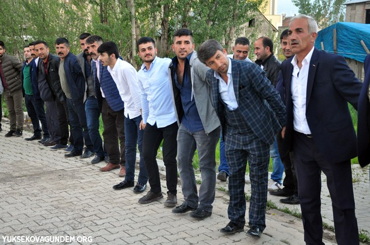 Atak ailesinin mutlu günü 65