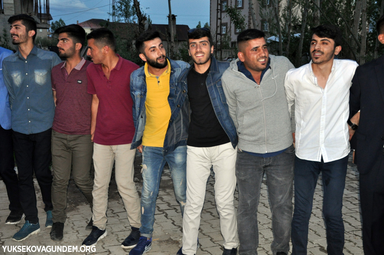 Atak ailesinin mutlu günü 66