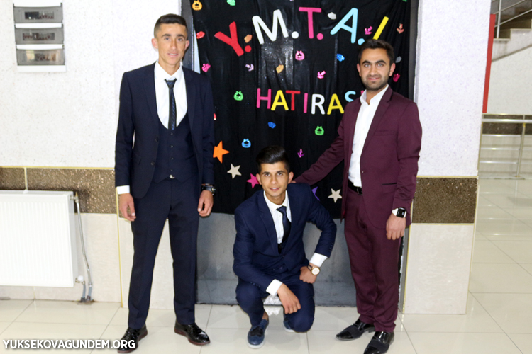 Yüksekova Mesleki ve Teknik Anadolu Lisesi'nin mezuniyet gecesi 43