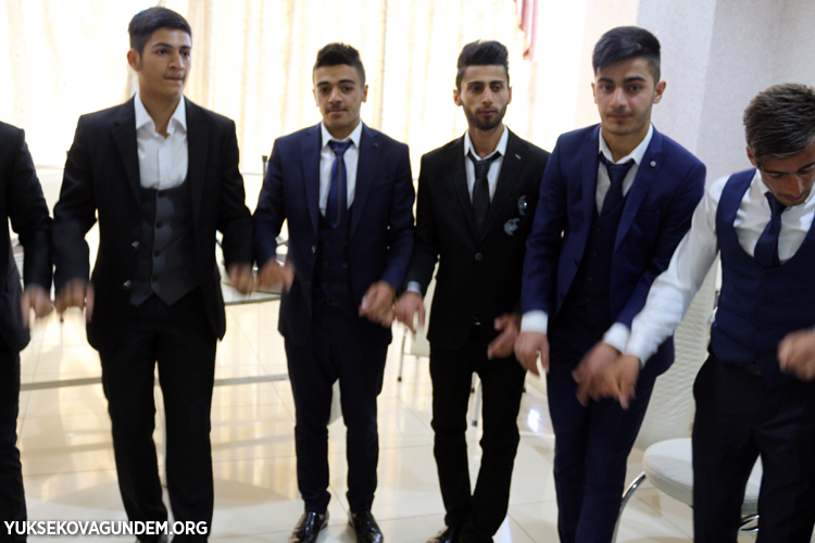 Yüksekova Mesleki ve Teknik Anadolu Lisesi'nin mezuniyet gecesi 52