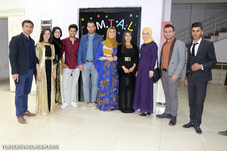 Yüksekova Mesleki ve Teknik Anadolu Lisesi'nin mezuniyet gecesi 84