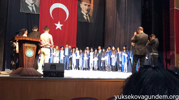 Yüksekova'da resim sergisi ve mezuniyet töreni 20