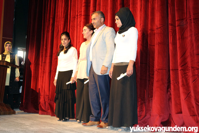 Yüksekova'da Yılsonu Sergisi 16