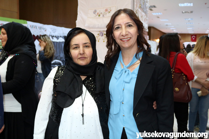 Yüksekova'da Yılsonu Sergisi 26