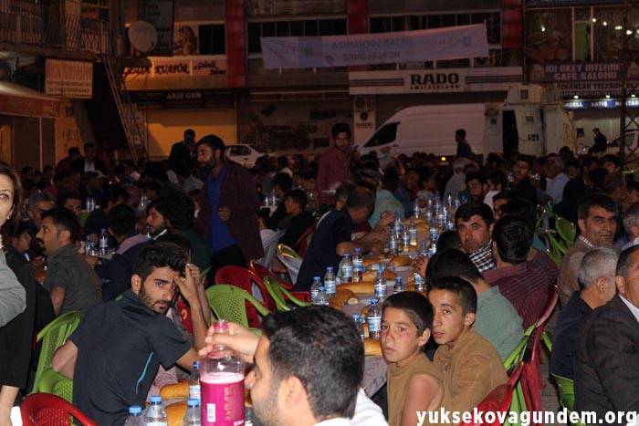 VEDAŞ Yüksekova'da iftar yemeği verdi 12