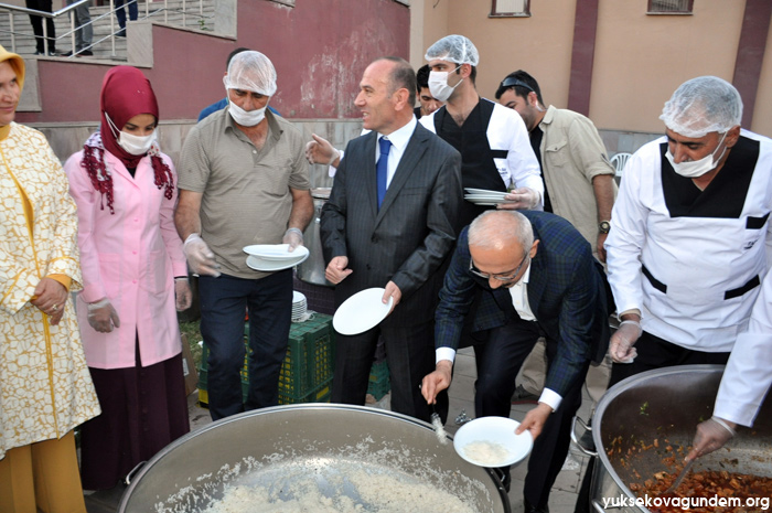 Kalkınma Bakanı Elvan, Yüksekova’da 27