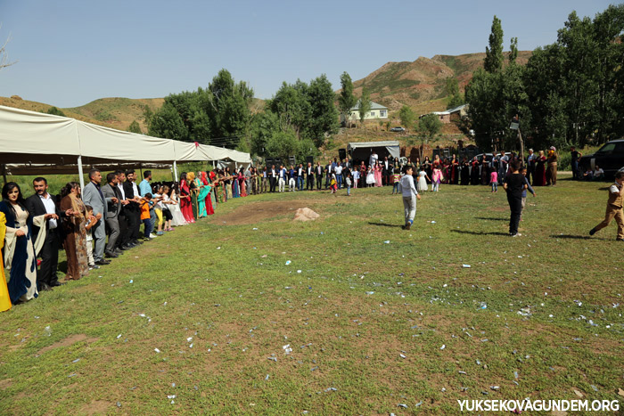 Keği Ailesinin Mutlu Günü 16