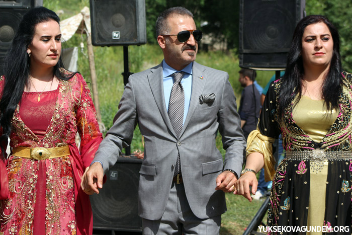Keği Ailesinin Mutlu Günü 27