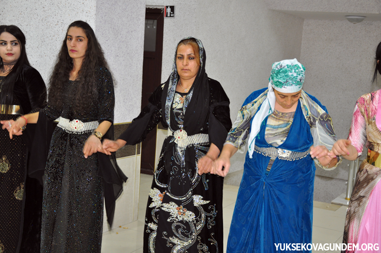 Göktaş Ailesinin Mutlu Günü 100