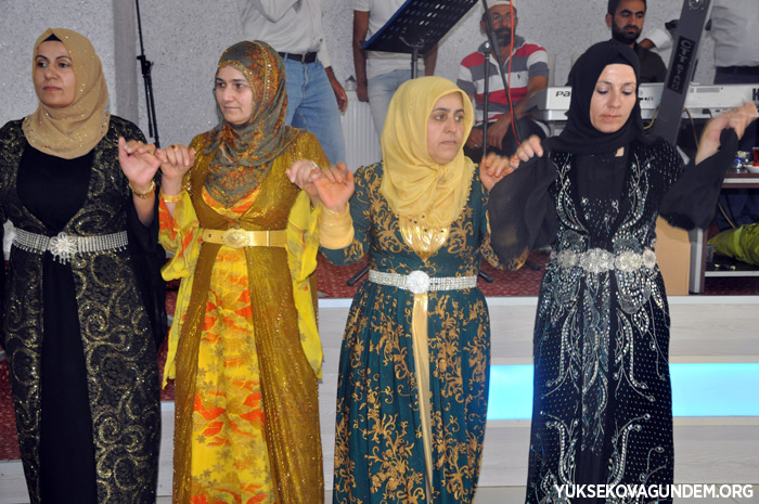 Kurtdiş ailesinin mutlu günü 24