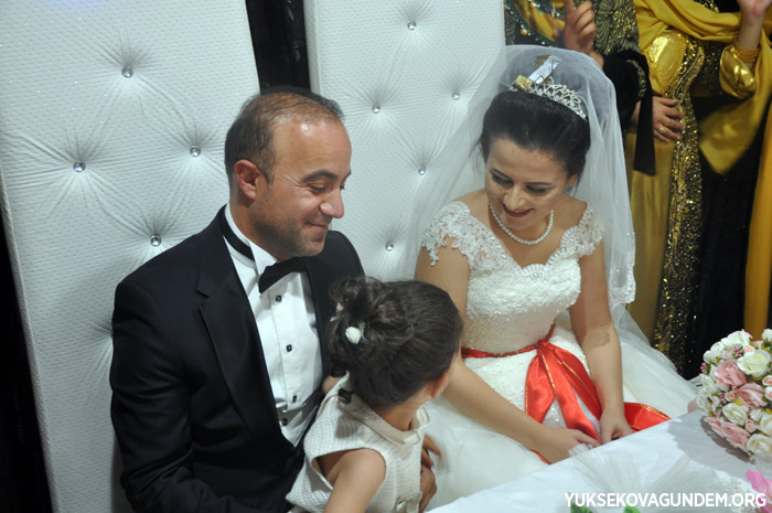 Kurtdiş ailesinin mutlu günü 36