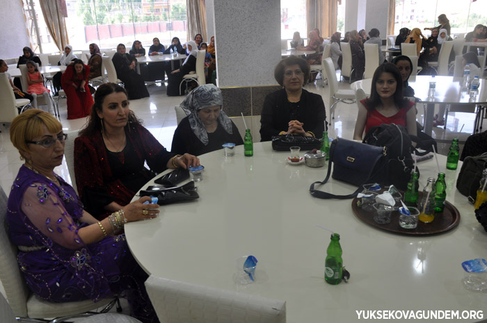 Kurtdiş ailesinin mutlu günü 42