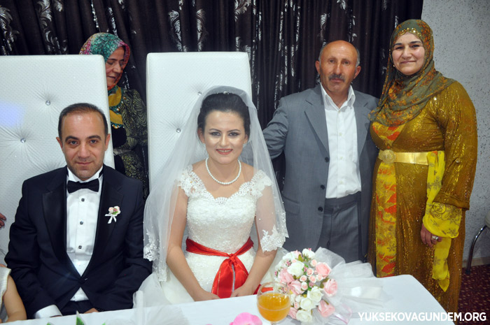 Kurtdiş ailesinin mutlu günü 58