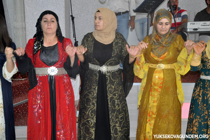 Kurtdiş ailesinin mutlu günü 61