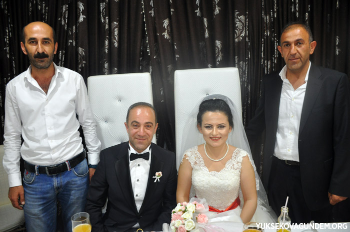 Kurtdiş ailesinin mutlu günü 63