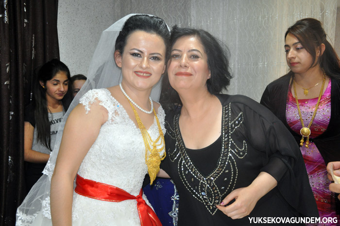 Kurtdiş ailesinin mutlu günü 76