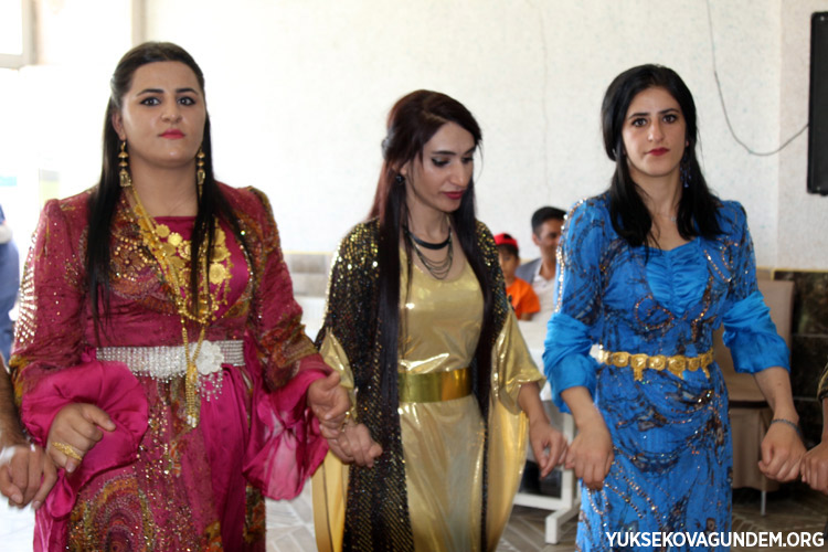 Aka Ailesinin Mutlu Günü 118