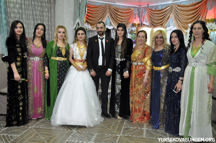 Aka Ailesinin Mutlu Günü 136