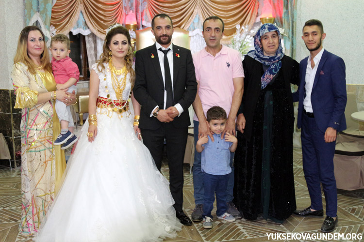 Aka Ailesinin Mutlu Günü 137