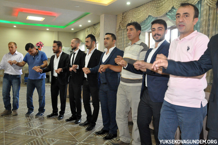 Aka Ailesinin Mutlu Günü 143