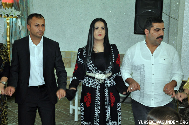 Aka Ailesinin Mutlu Günü 144