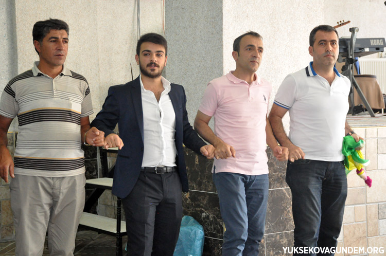 Aka Ailesinin Mutlu Günü 145