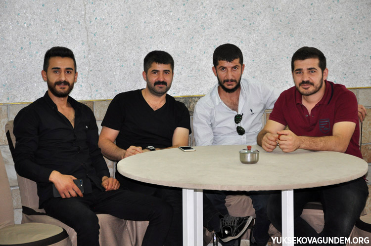 Aka Ailesinin Mutlu Günü 146