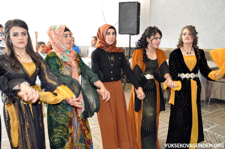 Aka Ailesinin Mutlu Günü 162