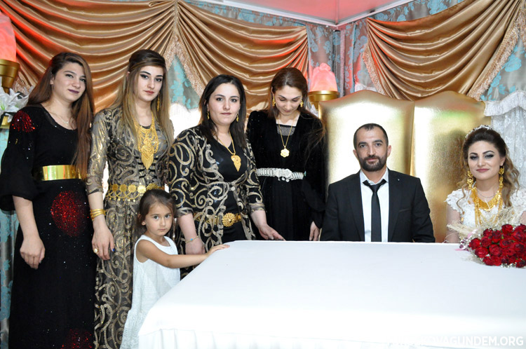 Aka Ailesinin Mutlu Günü 17