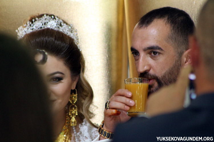 Aka Ailesinin Mutlu Günü 200