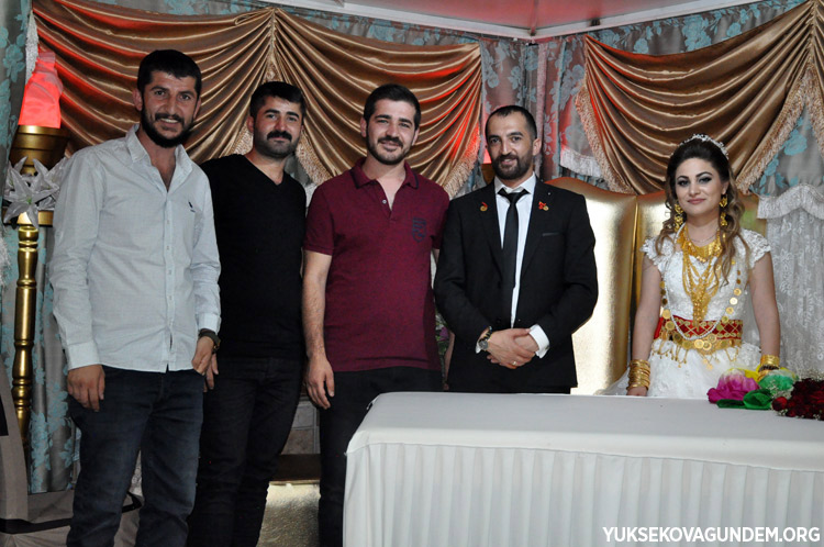 Aka Ailesinin Mutlu Günü 223
