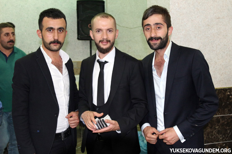 Aka Ailesinin Mutlu Günü 236