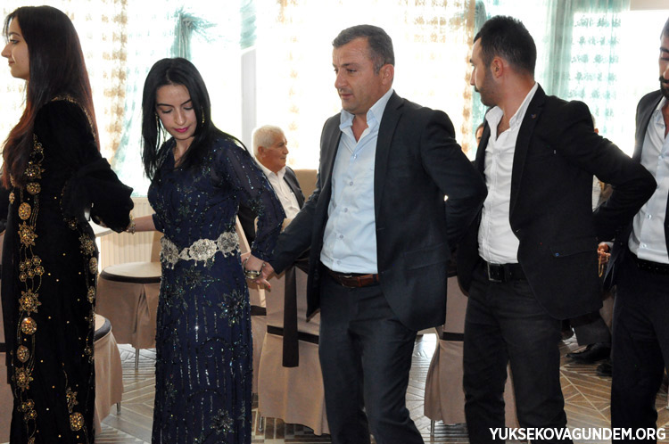 Aka Ailesinin Mutlu Günü 239