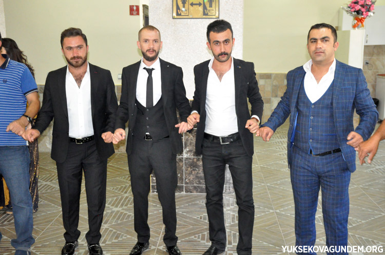 Aka Ailesinin Mutlu Günü 38