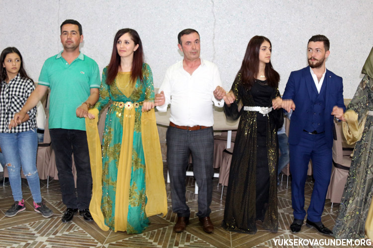 Aka Ailesinin Mutlu Günü 46