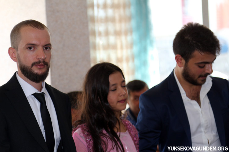 Aka Ailesinin Mutlu Günü 56