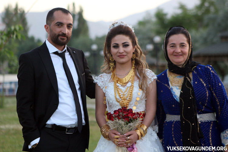 Aka Ailesinin Mutlu Günü 57