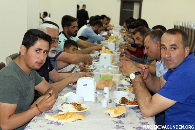 Aka Ailesinin Mutlu Günü 63