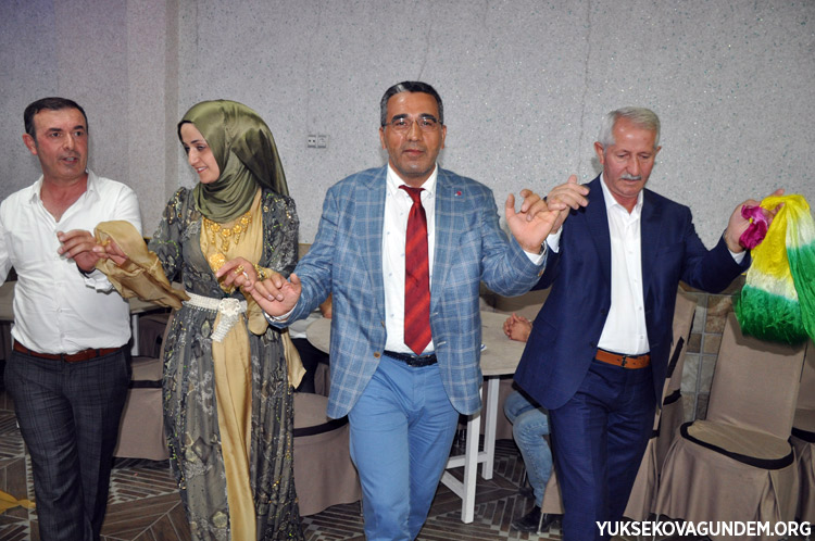 Aka Ailesinin Mutlu Günü 65