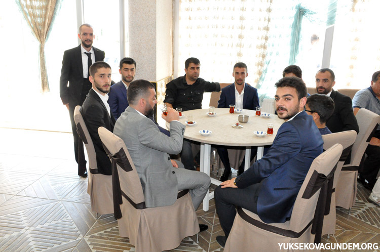 Aka Ailesinin Mutlu Günü 66