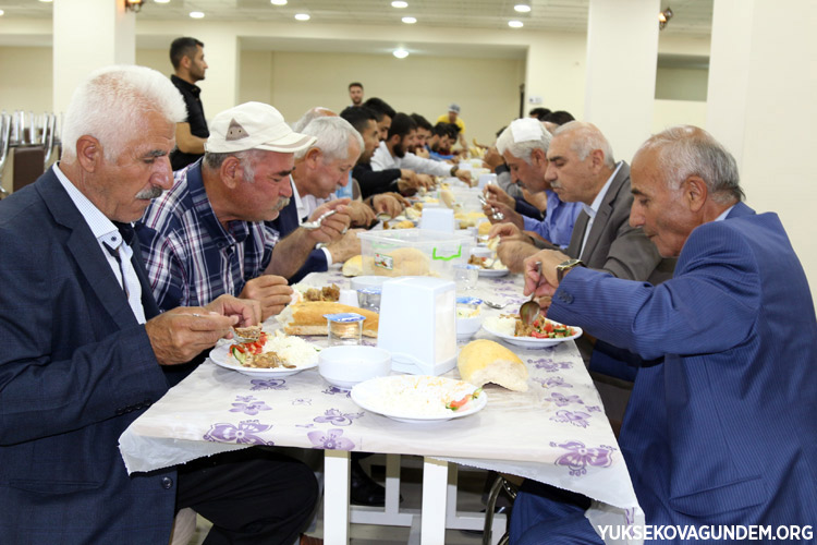 Aka Ailesinin Mutlu Günü 68