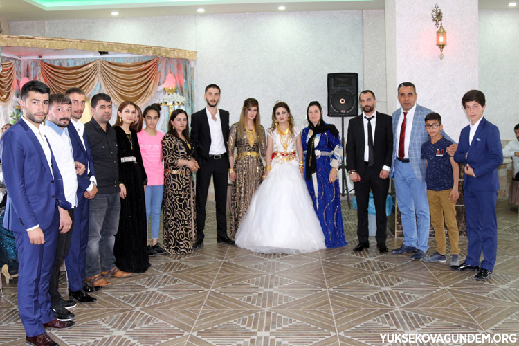 Aka Ailesinin Mutlu Günü 74